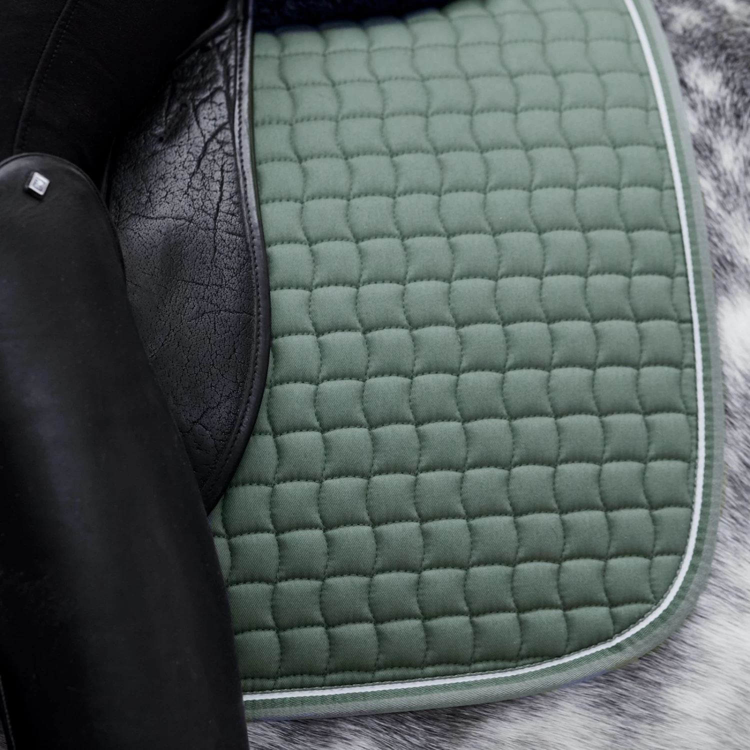 Horze Adepto Vielseitigkeitsschabracke – Bild 16