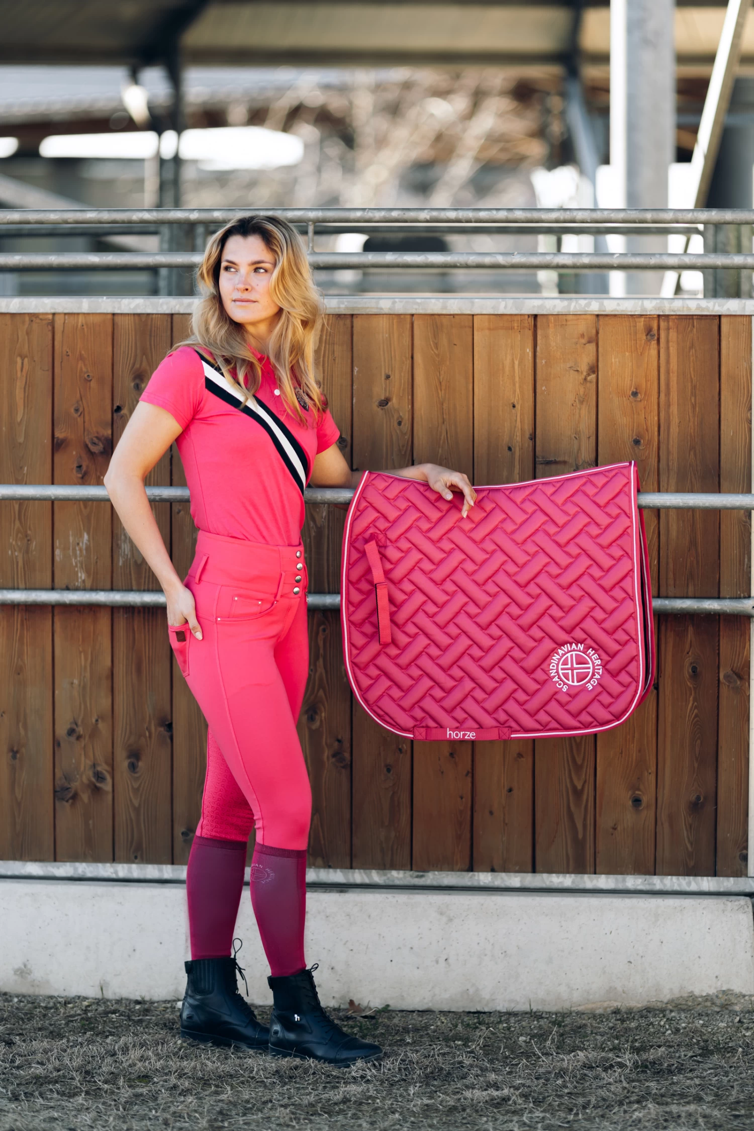 Horze Oslo Dressurschabracke – Bild 9