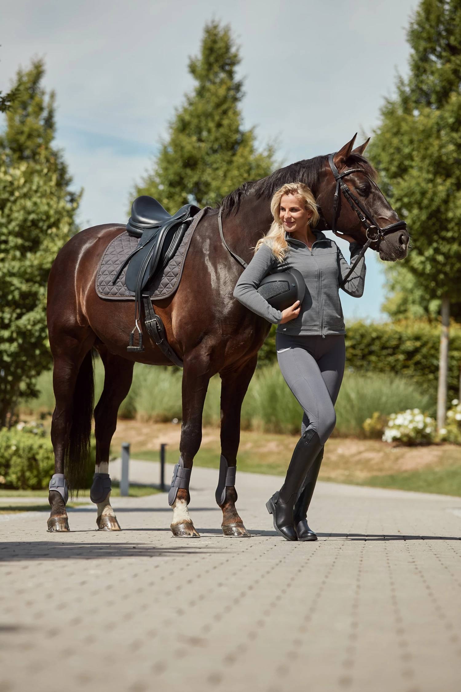 Horze Coventry Dressurschabracke – Bild 3