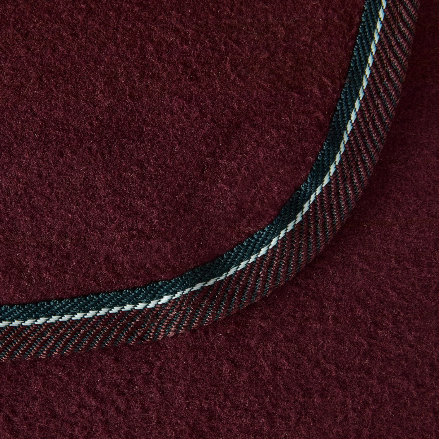 Horze Kiel Fleece Ausreitdecke – Bild 10