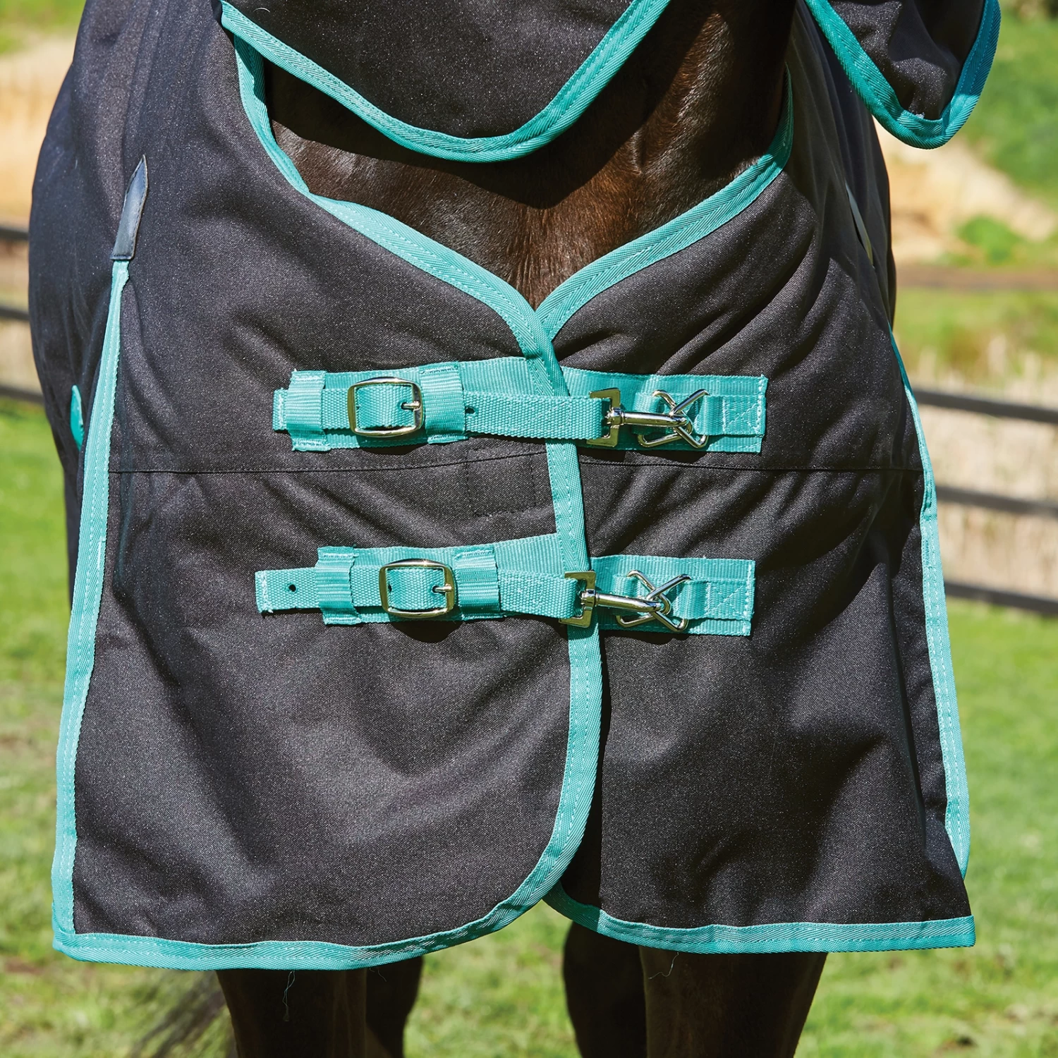 Weatherbeeta Green-Tec Regendecke Mit Abnehmbarem Halsteil, 50g – Bild 3